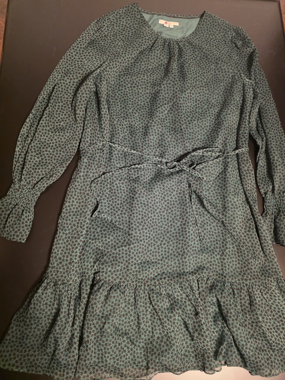 Long Sleeve Green Printed Dress with Waist Tie